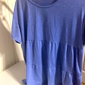 Cute top, like new